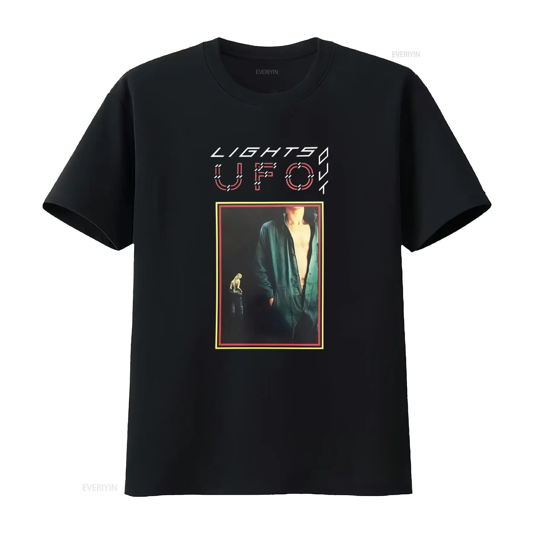 T-shirt con stampa poster UFO  - Poster Men Fashion recensione e prezzo